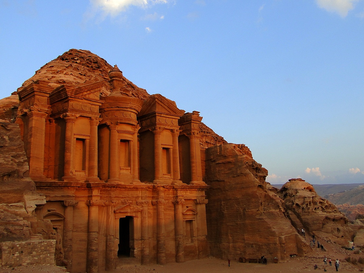 jordanija-Petra-samostan
